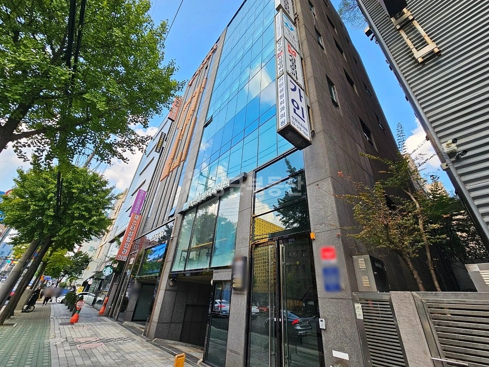 서울특별시 강남구 신사동 상가 사진 1