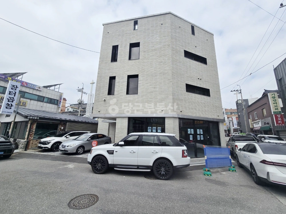 충청북도 청주시 청원구 율량동 상가 사진 1