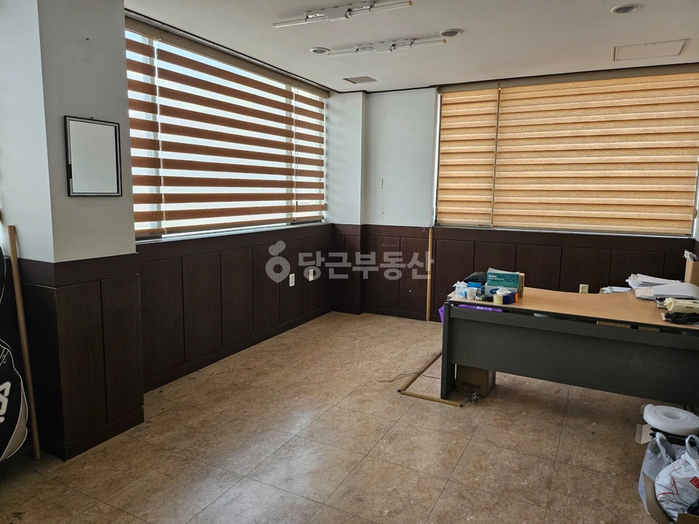 경기도 군포시 당정동 사무실 사진 1