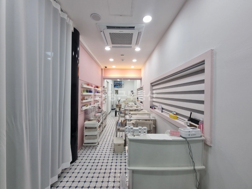서울특별시 강남구 역삼동 상가 사진 1