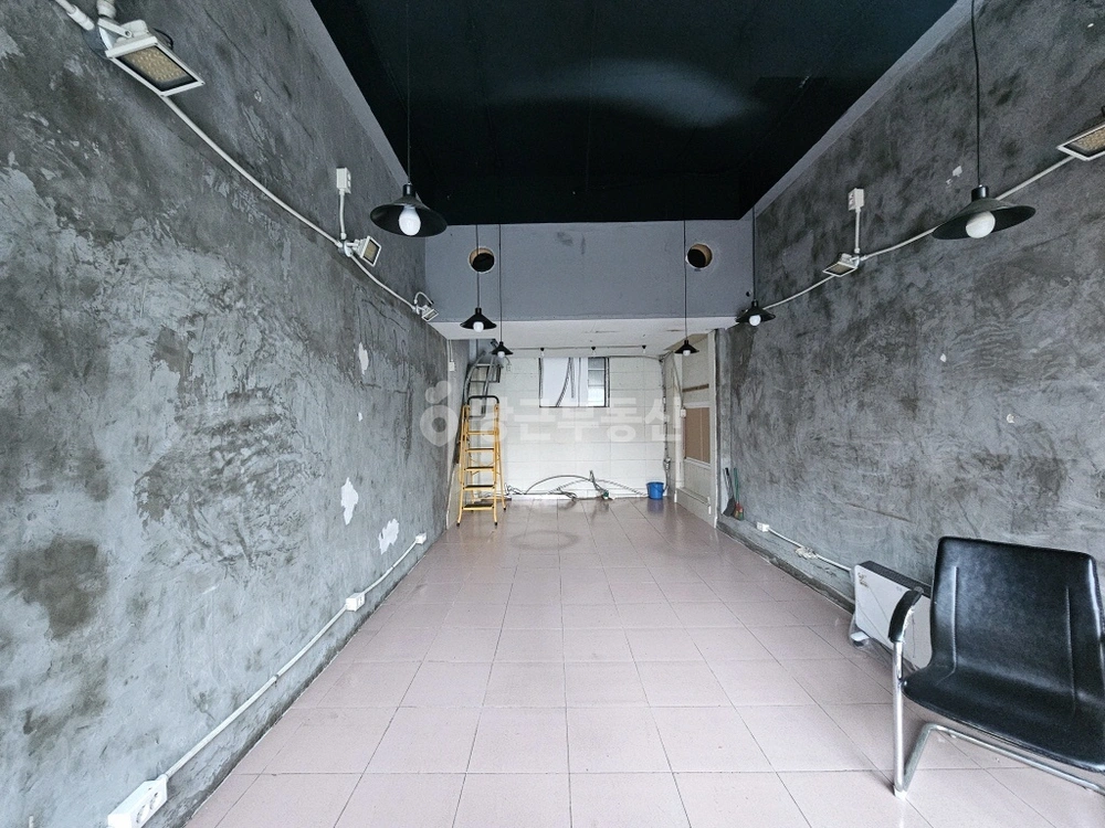 서울특별시 강남구 논현동 상가 사진 1
