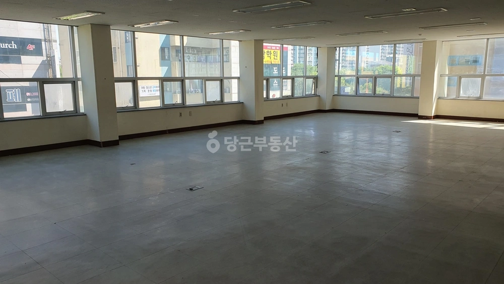 전남광주통합특별시 광산구 월곡동 상가 사진 1