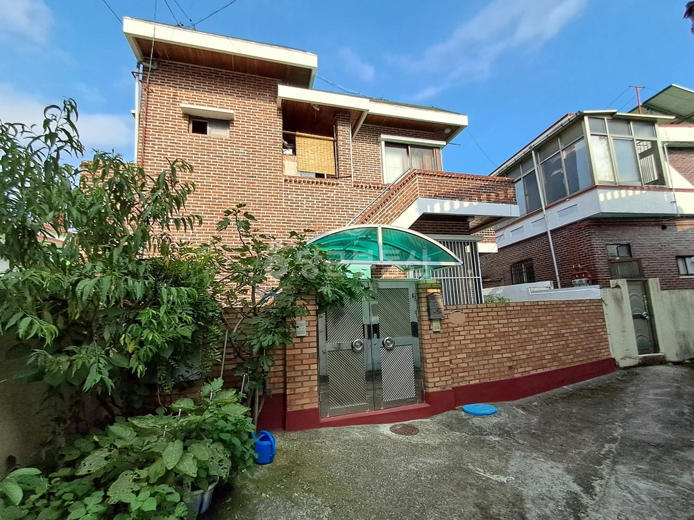 경상남도 창원시 진해구 여좌동 단독/전원주택 사진 1
