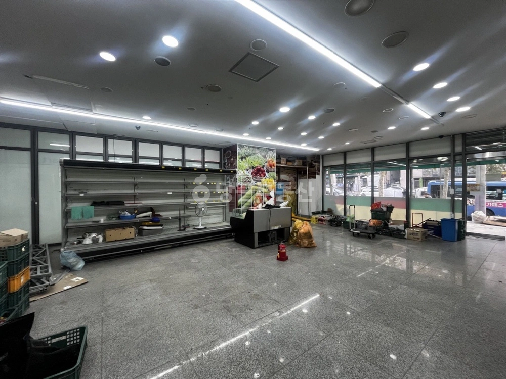 서울특별시 강남구 역삼동 상가 사진 1