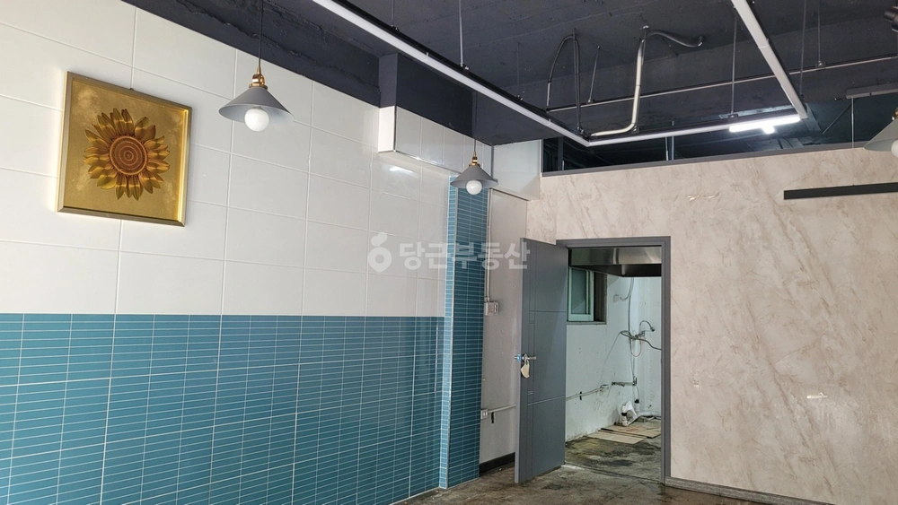 대구광역시 북구 읍내동 상가 사진 1