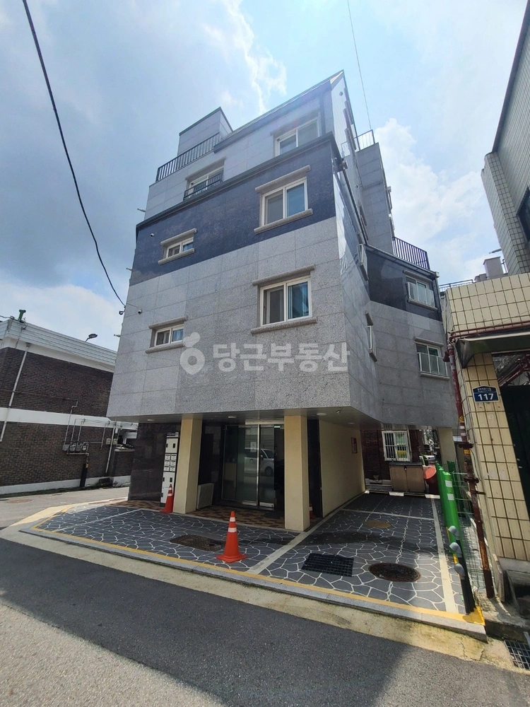 서울특별시 동작구 사당동 건물 사진 1