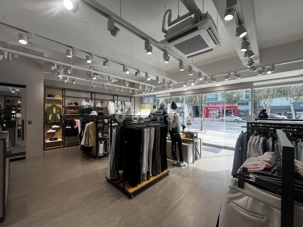 서울특별시 강남구 역삼동 상가 사진 1