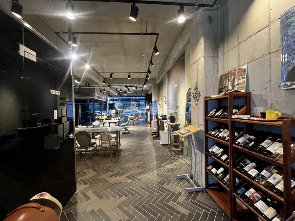 서울특별시 강남구 논현동 상가 사진 1