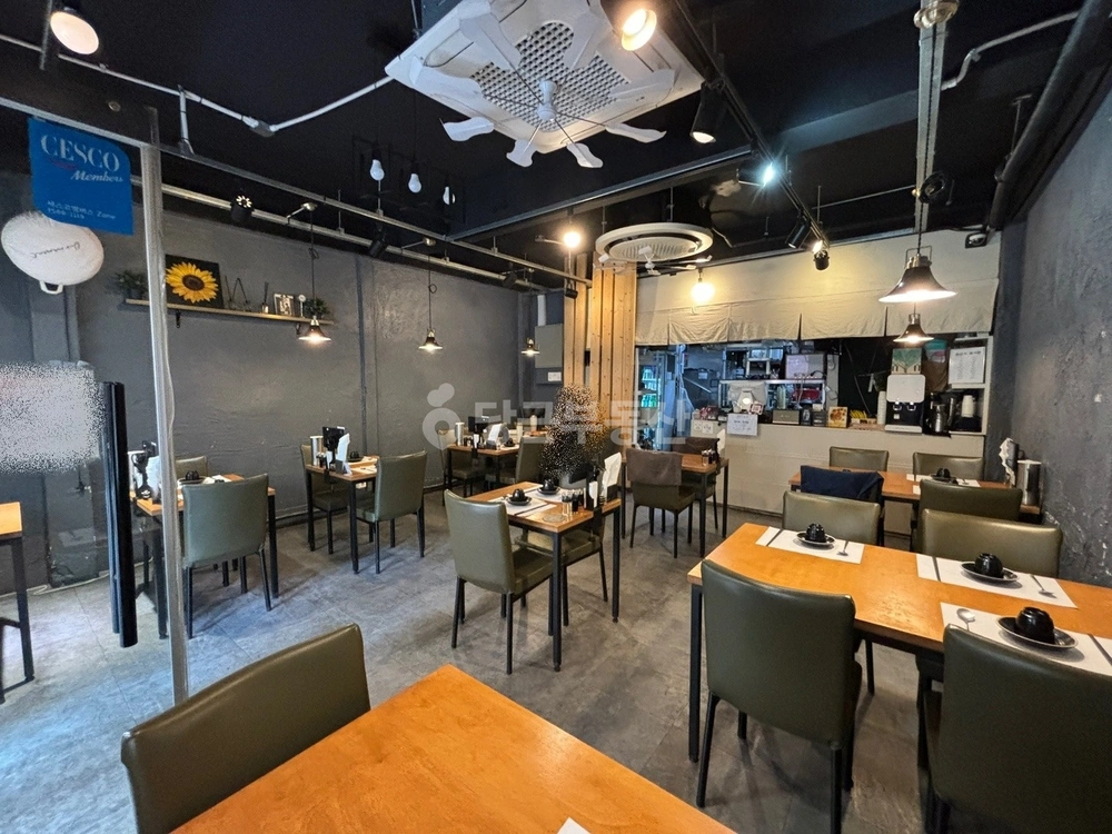 서울특별시 강남구 역삼동 상가 사진 1