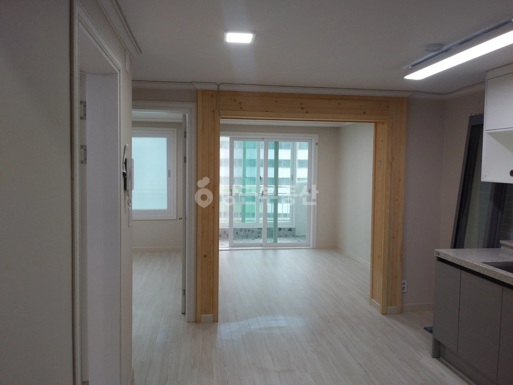부산광역시 사하구 다대동 아파트 사진 1