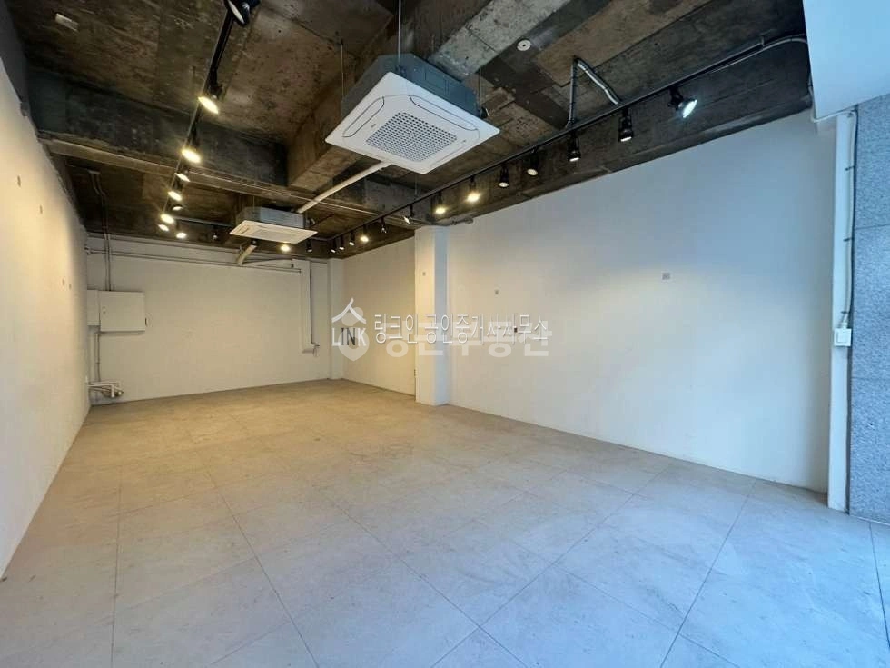 서울특별시 강남구 신사동 상가 사진 1