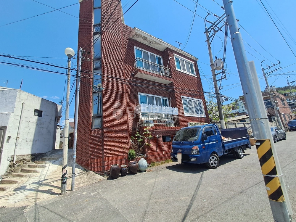 경상남도 창원시 진해구 인사동 단독/전원주택 사진 1