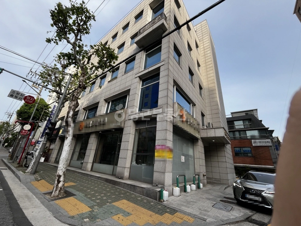 서울특별시 강남구 역삼동 상가 사진 1