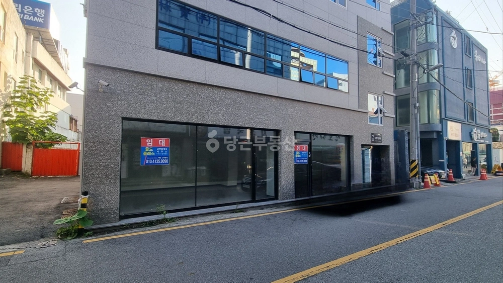 전남광주통합특별시 동구 금남로5가 상가 사진 1