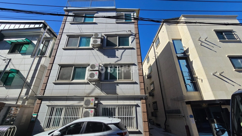 서울특별시 동작구 사당동 건물 사진 1