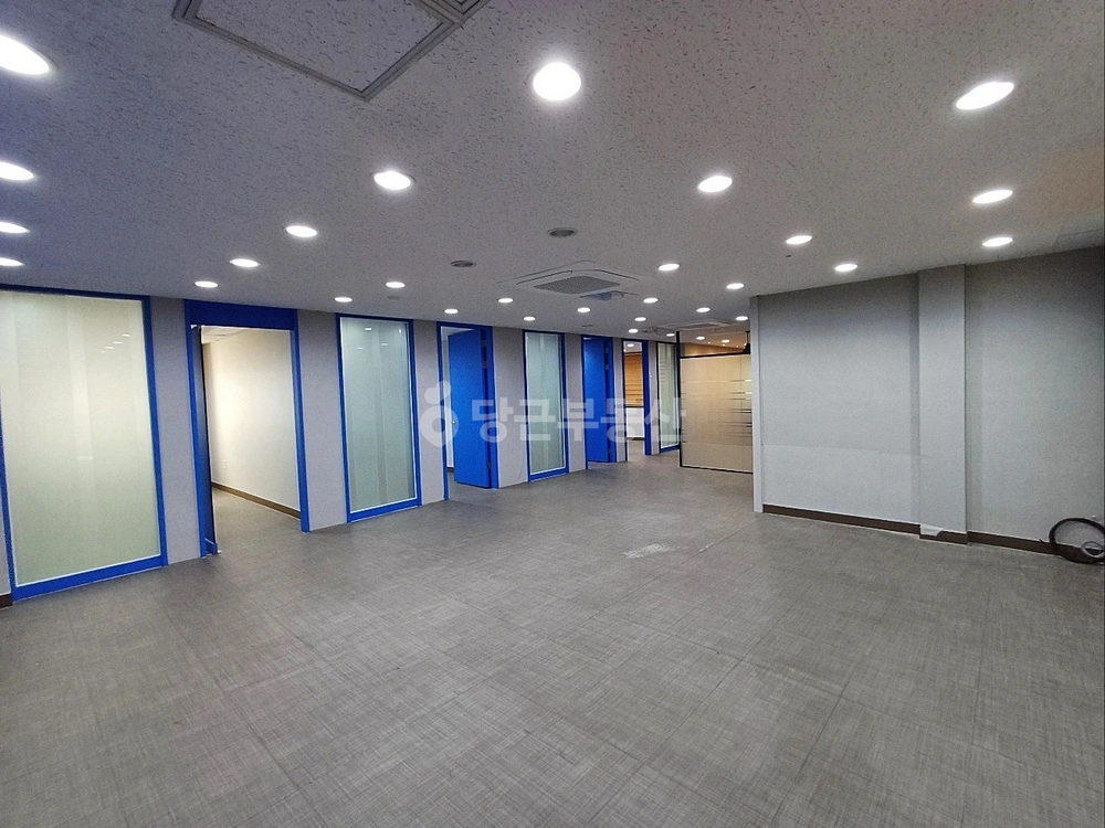 서울특별시 강남구 역삼동 상가 사진 1