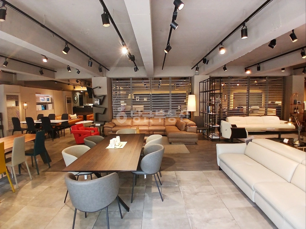 서울특별시 강남구 논현동 상가 사진 1