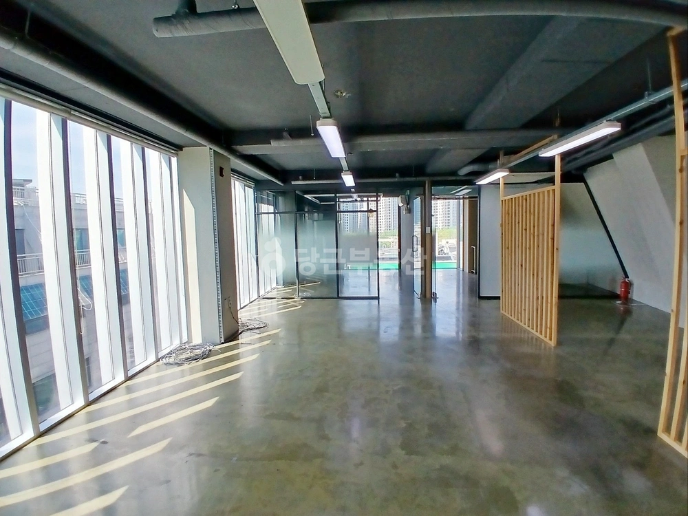 서울특별시 서초구 잠원동 상가 사진 1