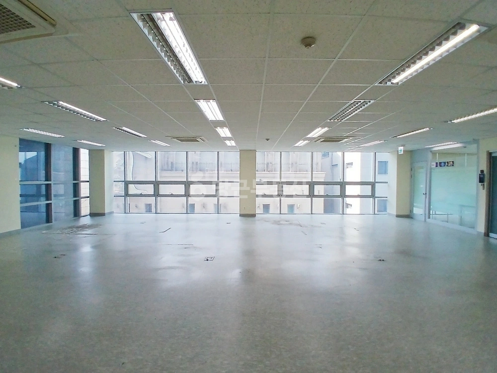서울특별시 강남구 역삼동 상가 사진 1