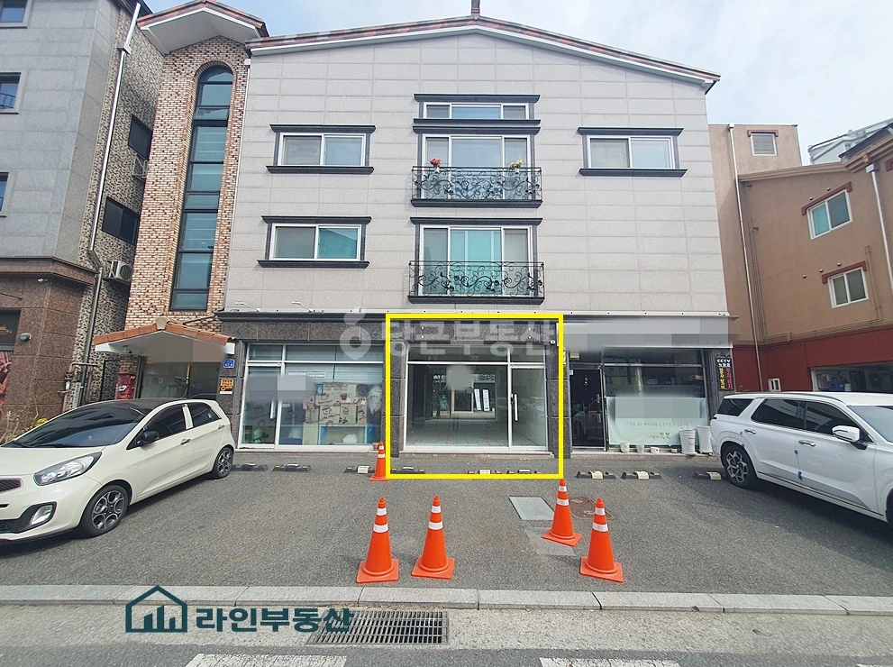 대전광역시 유성구 봉명동 상가 사진 1