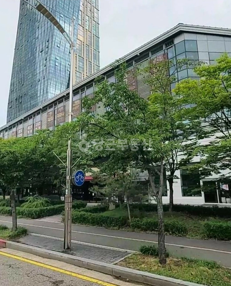인천광역시 연수구 송도동 상가 사진 1