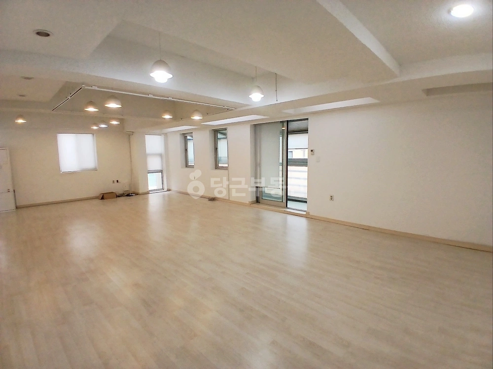 서울특별시 강남구 논현동 상가 사진 1