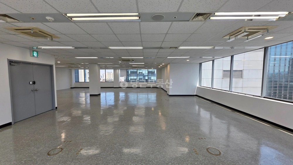 서울특별시 강남구 역삼동 사무실 사진 1