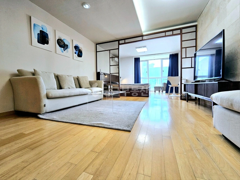 서울특별시 강남구 논현동 오피스텔 사진 1