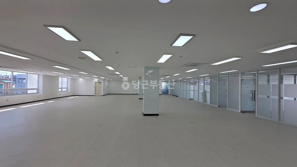 서울특별시 강남구 논현동 사무실 사진 1
