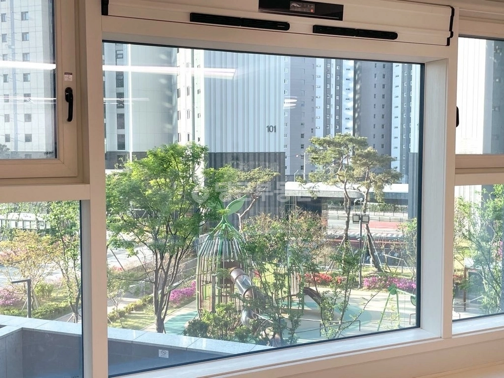 전남광주통합특별시 광양시 황금동 아파트 사진 1