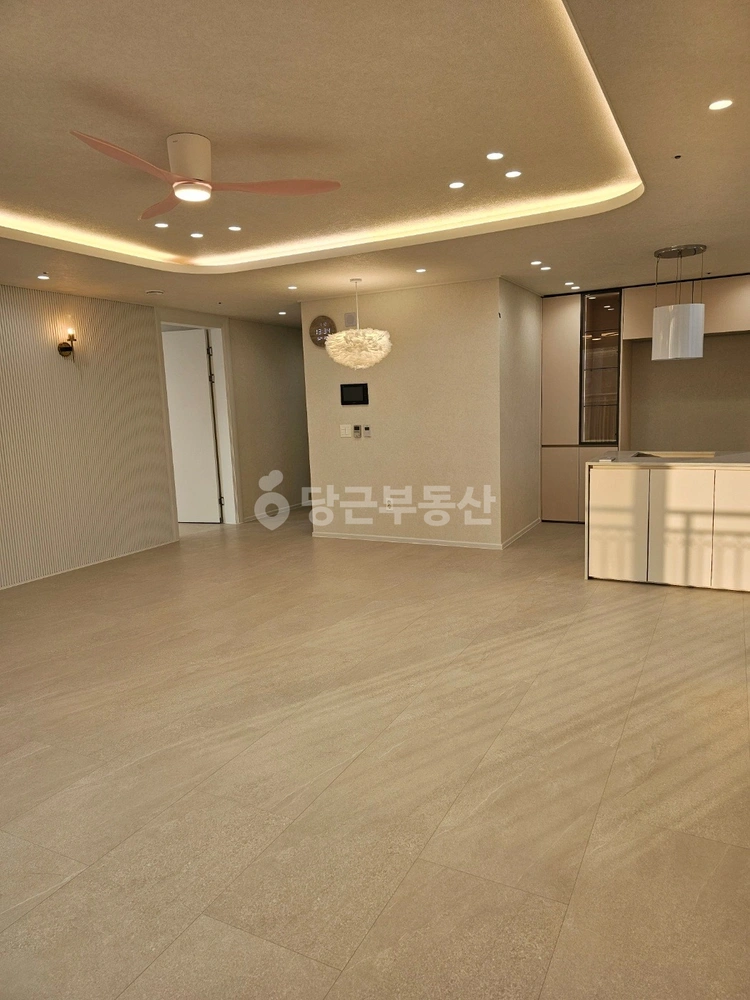 인천광역시 서해구 청라동 아파트 사진 1
