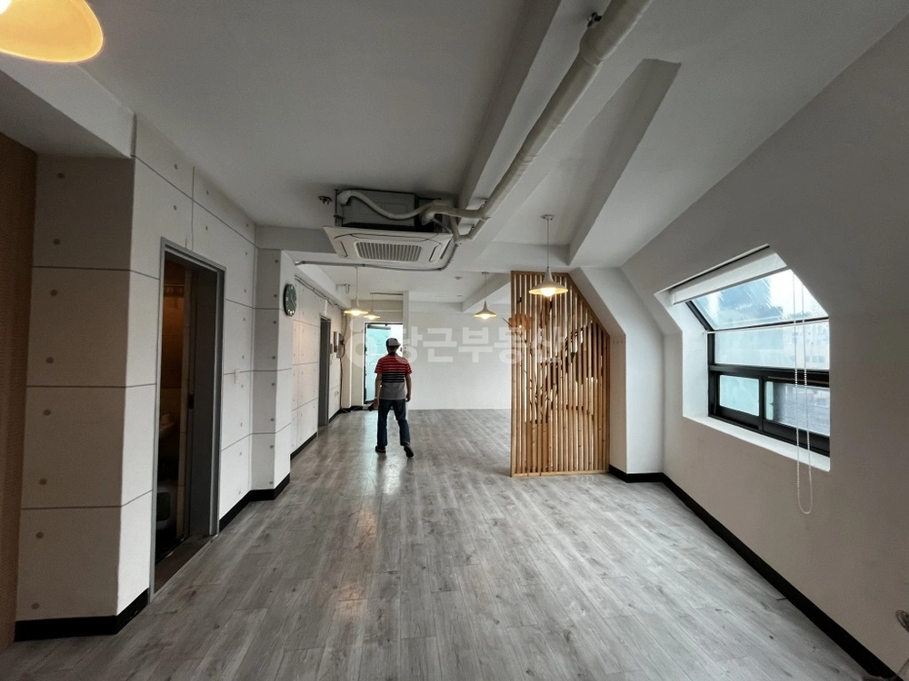 서울특별시 강남구 역삼동 사무실 사진 1