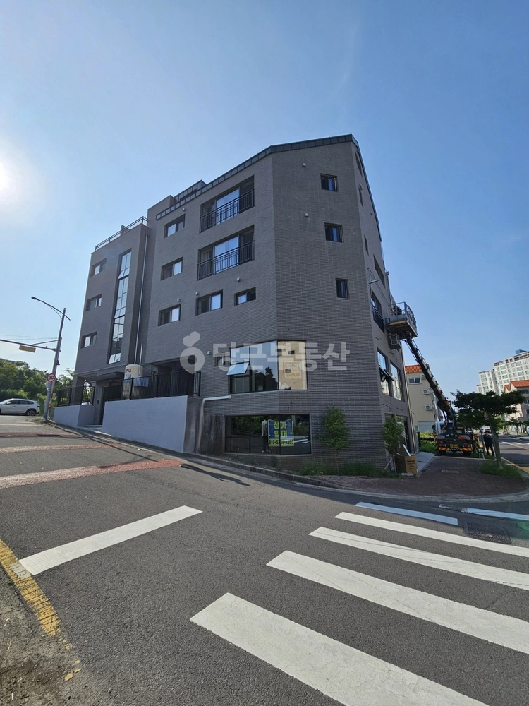 제주특별자치도 제주시 아라일동 상가 사진 1