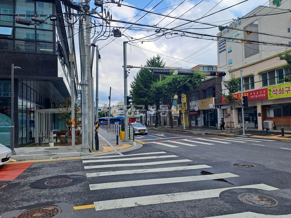 대전광역시 서구 용문동 상가 사진 1