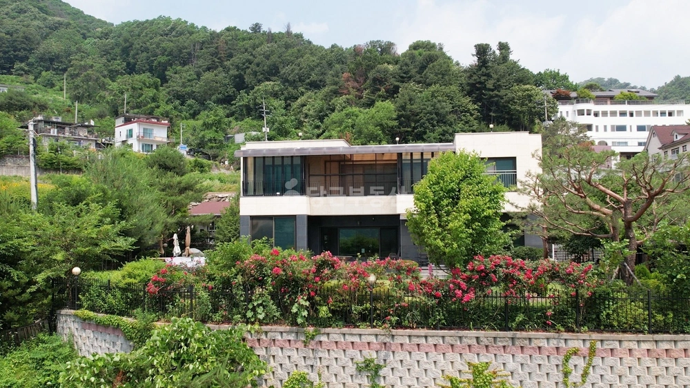 경기도 가평군 청평면 단독/전원주택 사진 1