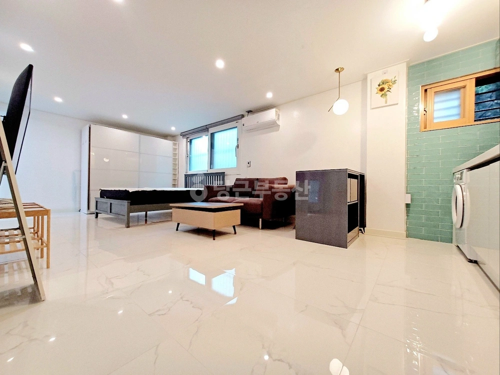 서울특별시 강남구 역삼동 원룸 사진 1