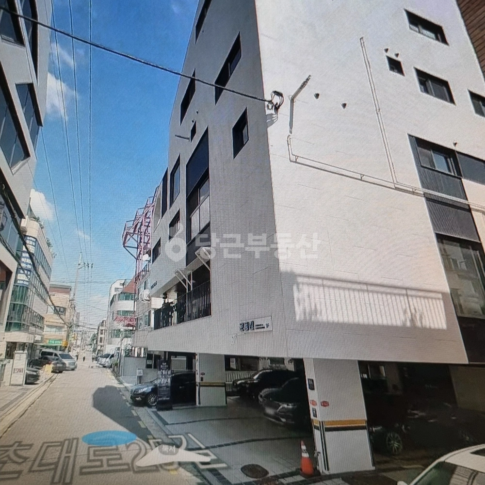서울특별시 서초구 방배동 건물 사진 1