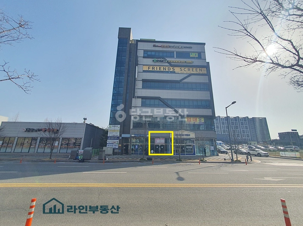 대전광역시 유성구 용계동 상가 사진 1