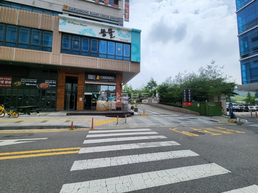 경기도 수원시 영통구 이의동 상가 사진 1