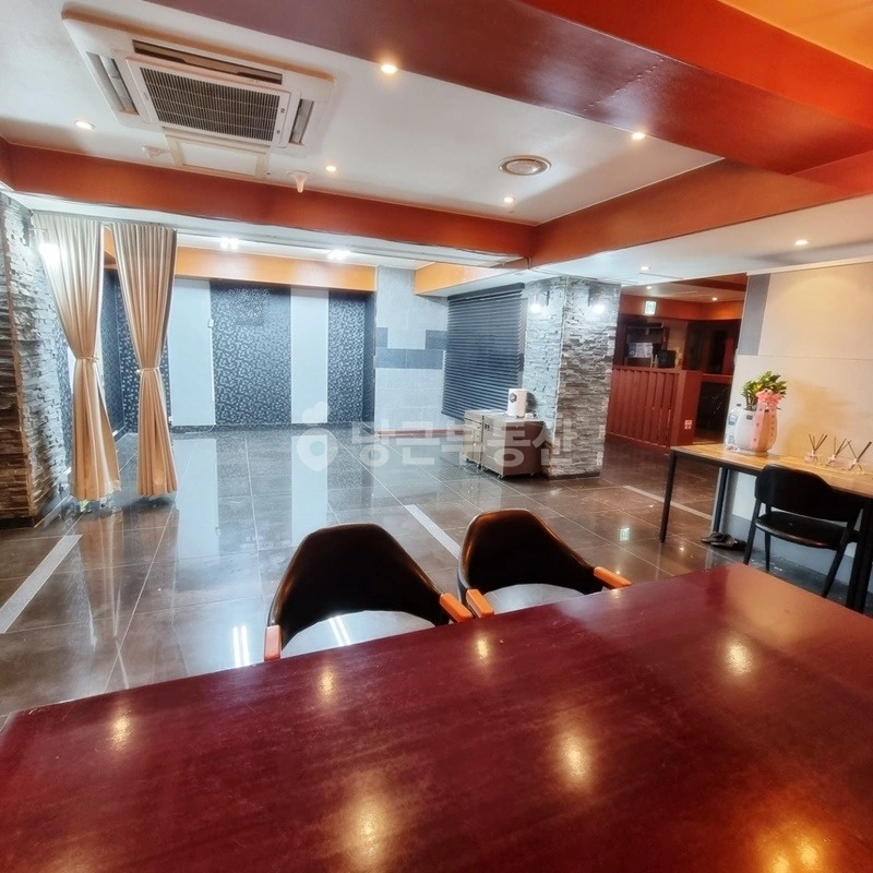 서울특별시 강남구 신사동 상가 사진 1