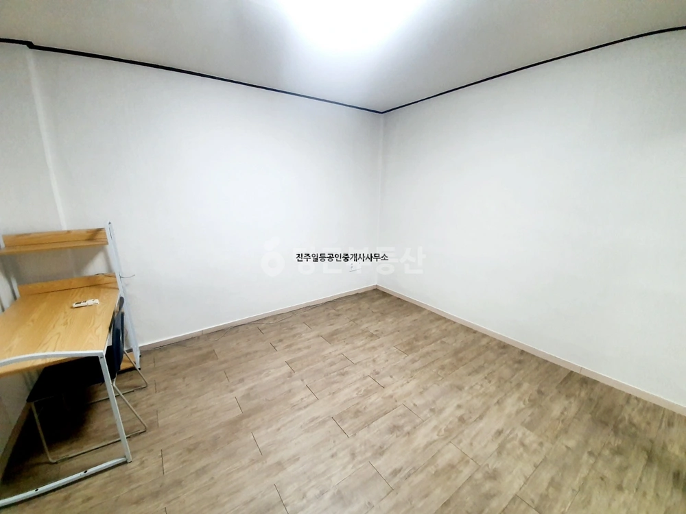 경상남도 진주시 호탄동 원룸 사진 1