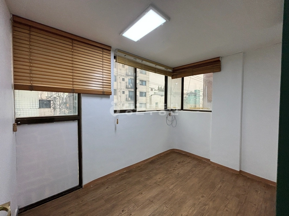 서울특별시 서초구 양재동 사무실 사진 1