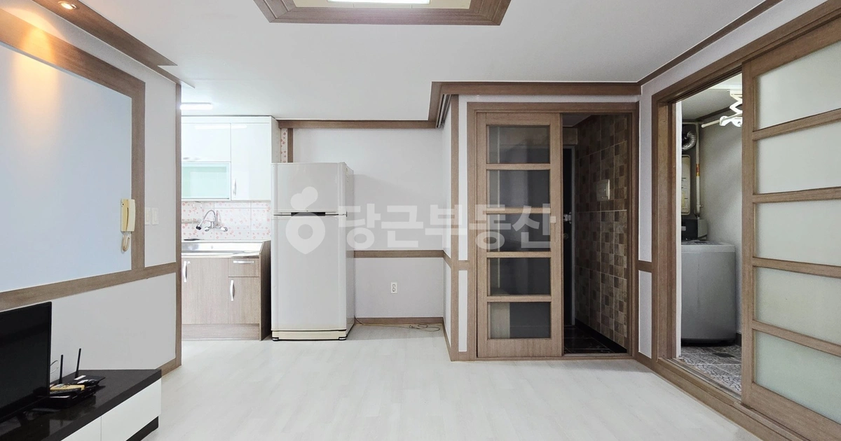 사곡동 대형 미니투룸 월세 200 / 28 | 당근 부동산