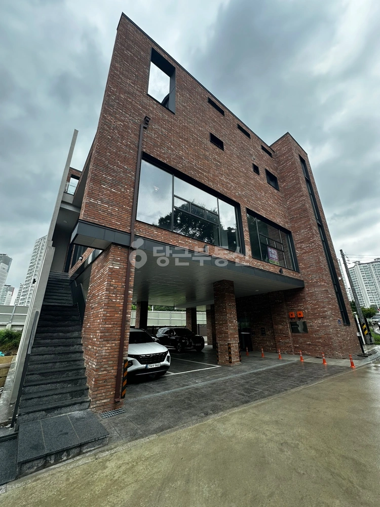 경기도 과천시 문원동 상가 사진 1