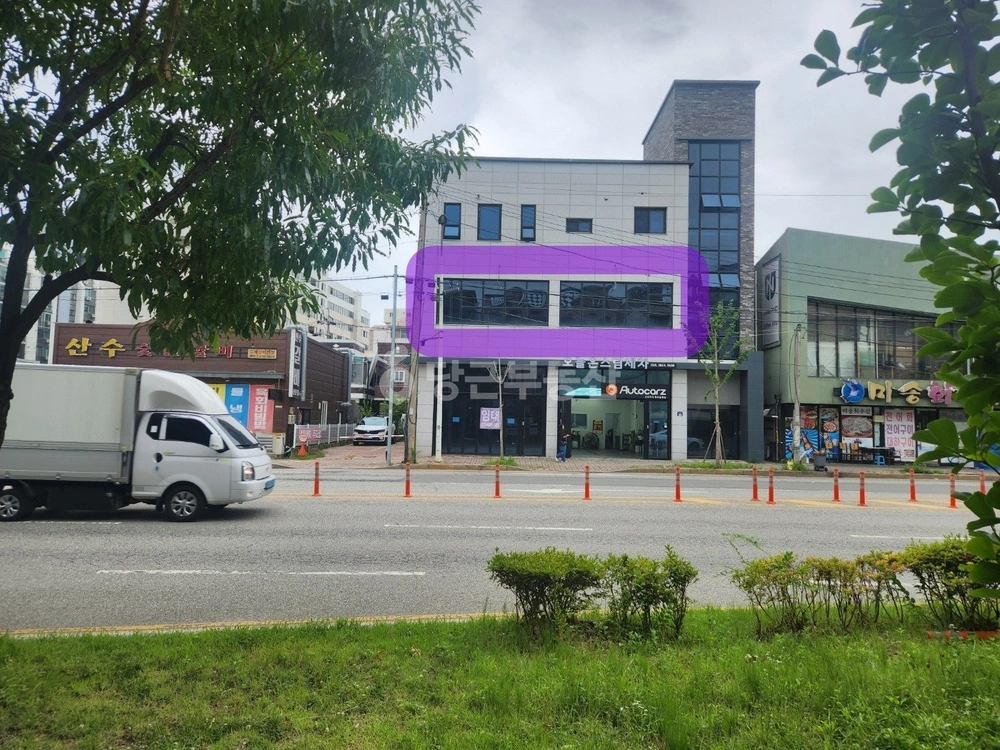 충청북도 청주시 청원구 율량동 상가 사진 1