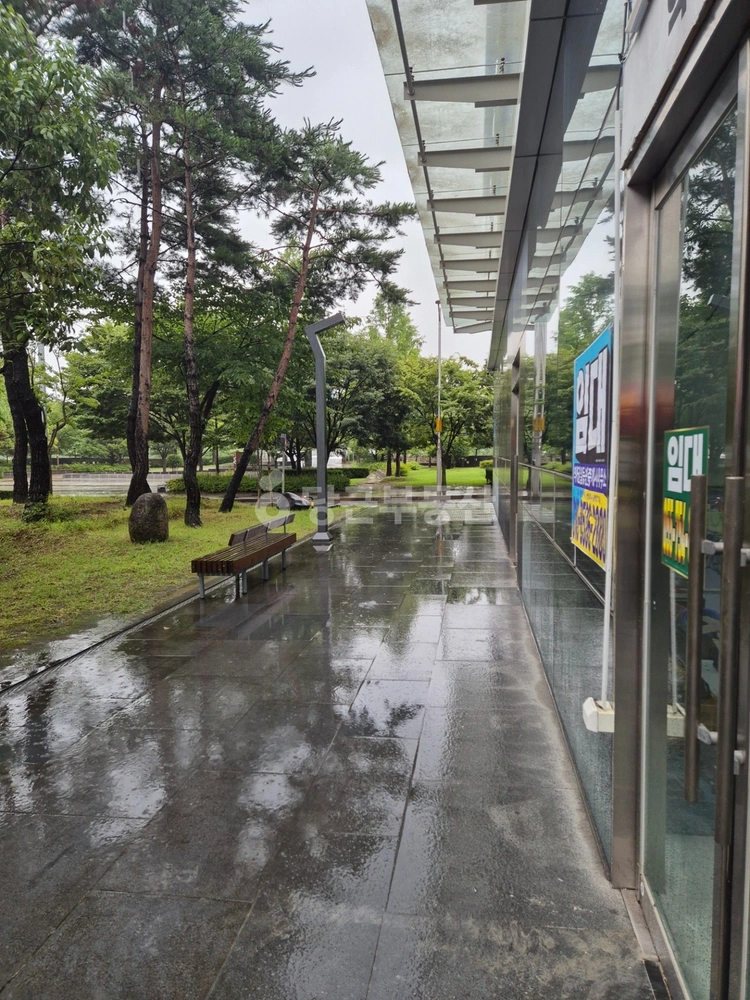 경상남도 진주시 충무공동 상가 사진 1