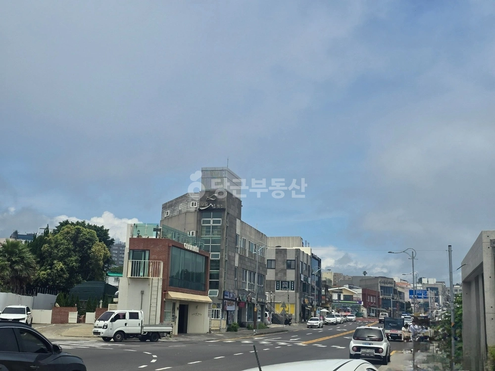 제주특별자치도 서귀포시 서귀동 건물 사진 1