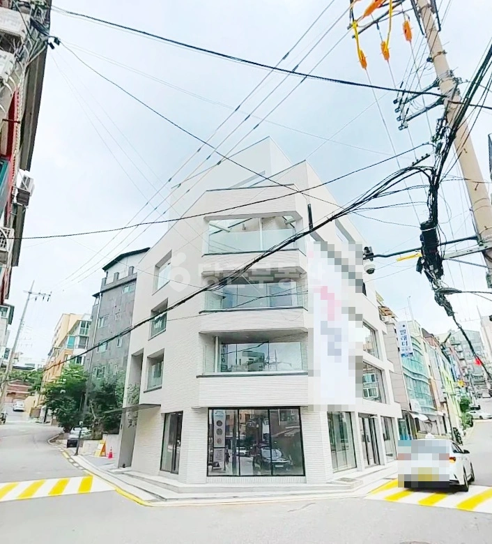 서울특별시 강남구 역삼동 건물 사진 1