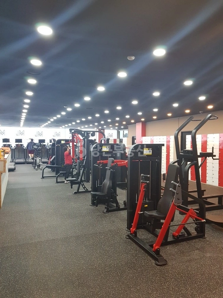 전북특별자치도 전주시 덕진구 반월동 상가 사진 1