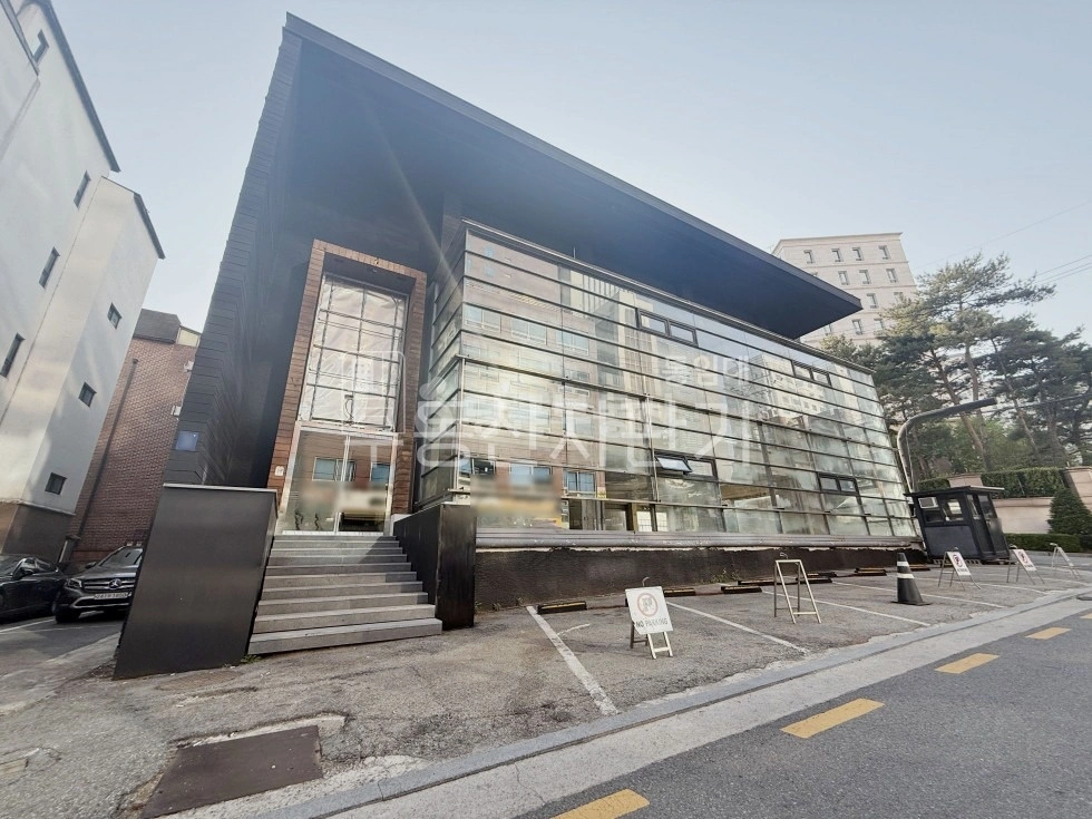 서울특별시 강남구 청담동 건물 사진 1